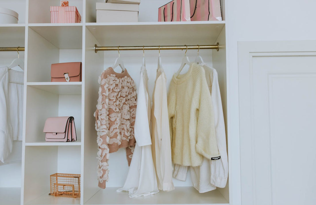 Minimalist Wardrobe Meets Minimalist Home: How to Harmonize Your Style